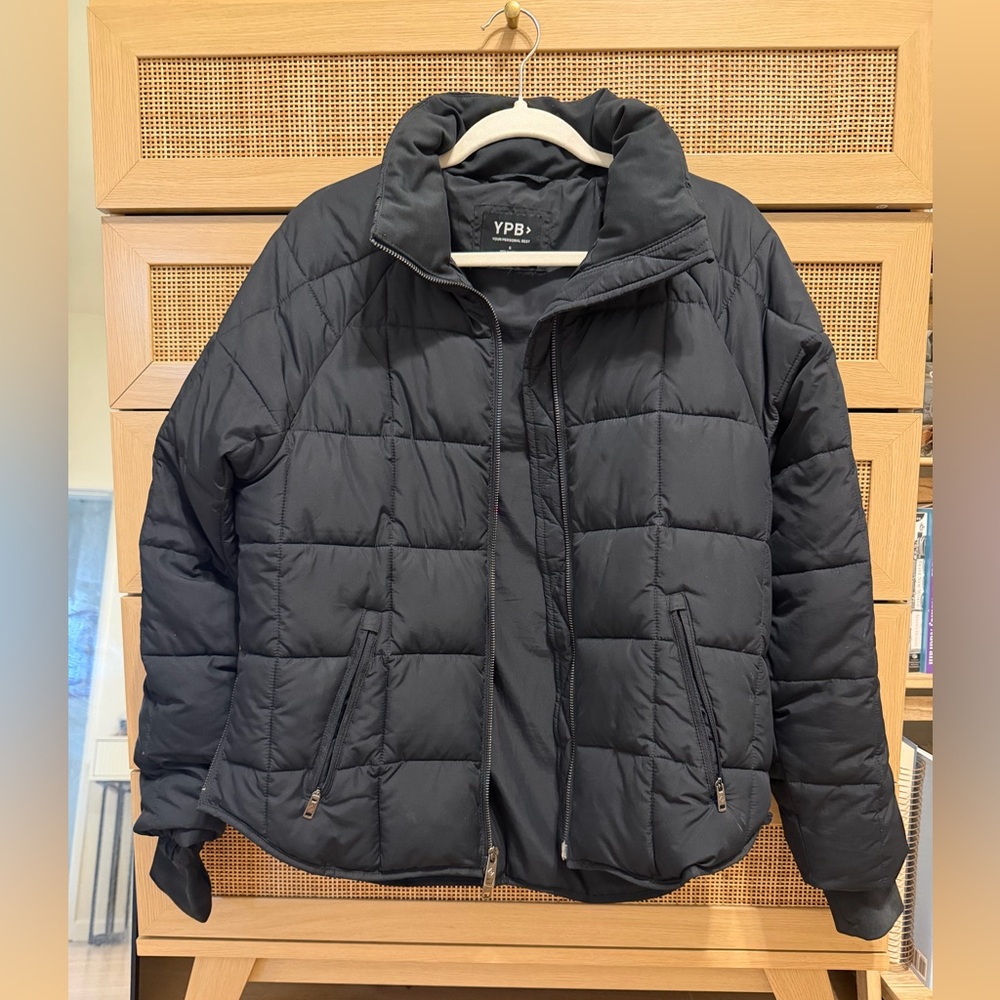 Abercrombie & Fitch Black Quilted Puffer Jacket